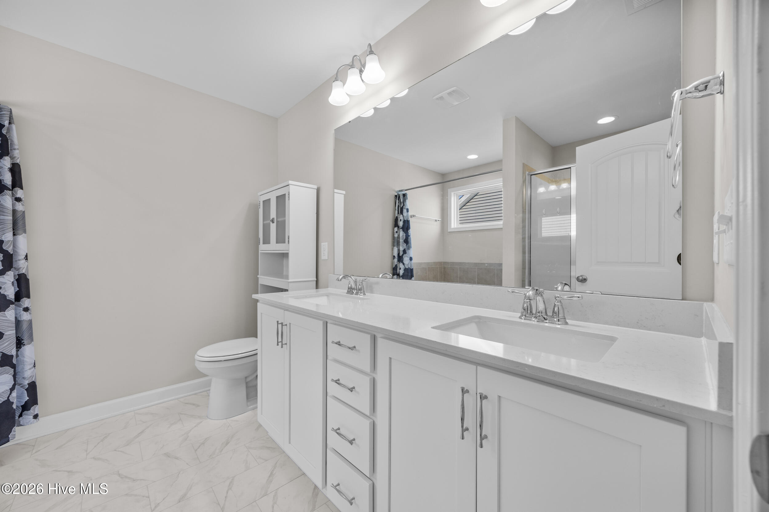 566 Transom Way Holly Ridge, NC 28445 - Photo 17 of 64 Master Bathroom