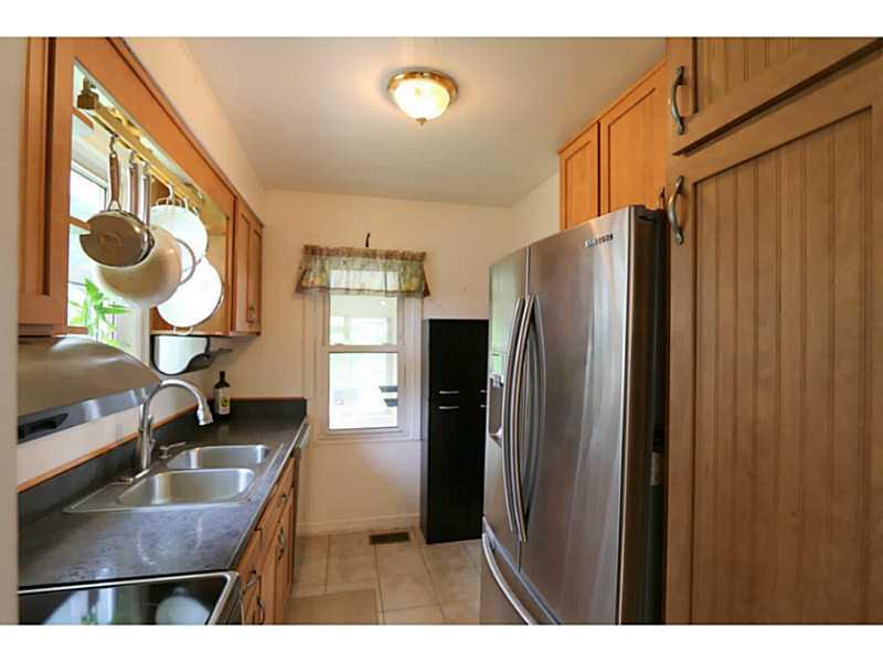 246 Old Plank Road Butler, PA 16002 - Photo 5 of 20 Kitchen.
