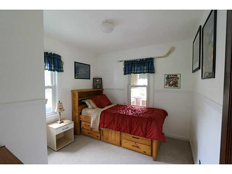246 Old Plank Road Butler, PA 16002 - Photo 9 of 20 Bedroom.