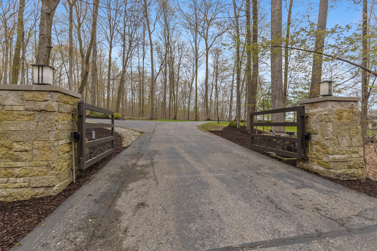 9300 Ravine Ridge Drive Southeast Caledonia, MI 49316 - Photo 60 of 80 IMG_1068