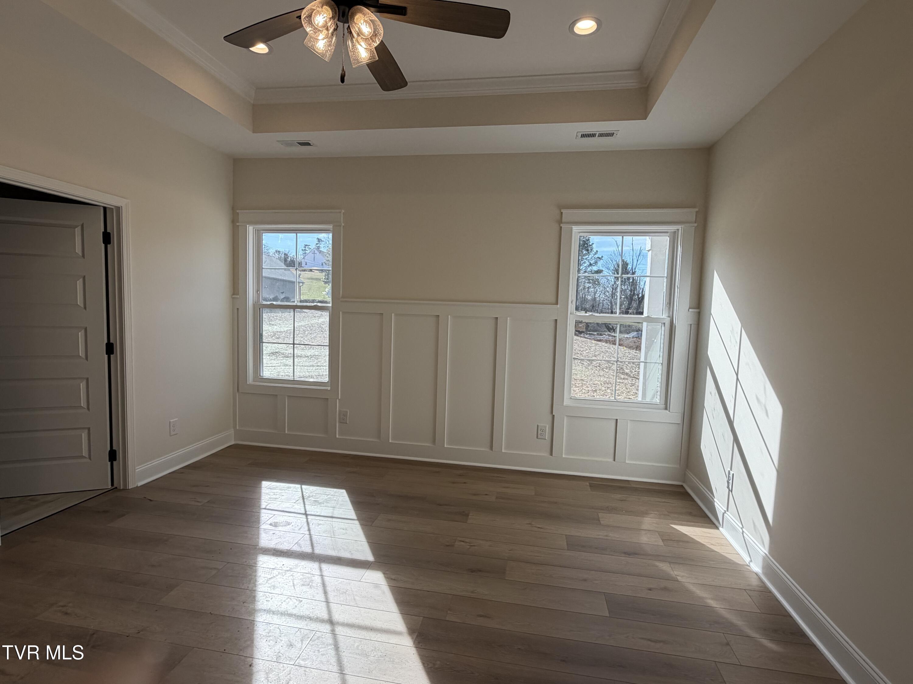 144 Ervin Loop Erwin, TN 37650 - Photo 10 of 18 IMG_0698