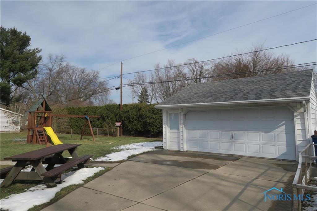 2112 Brancaster Road Toledo, OH 43615 - Photo 22 of 26 Gallery Image 22