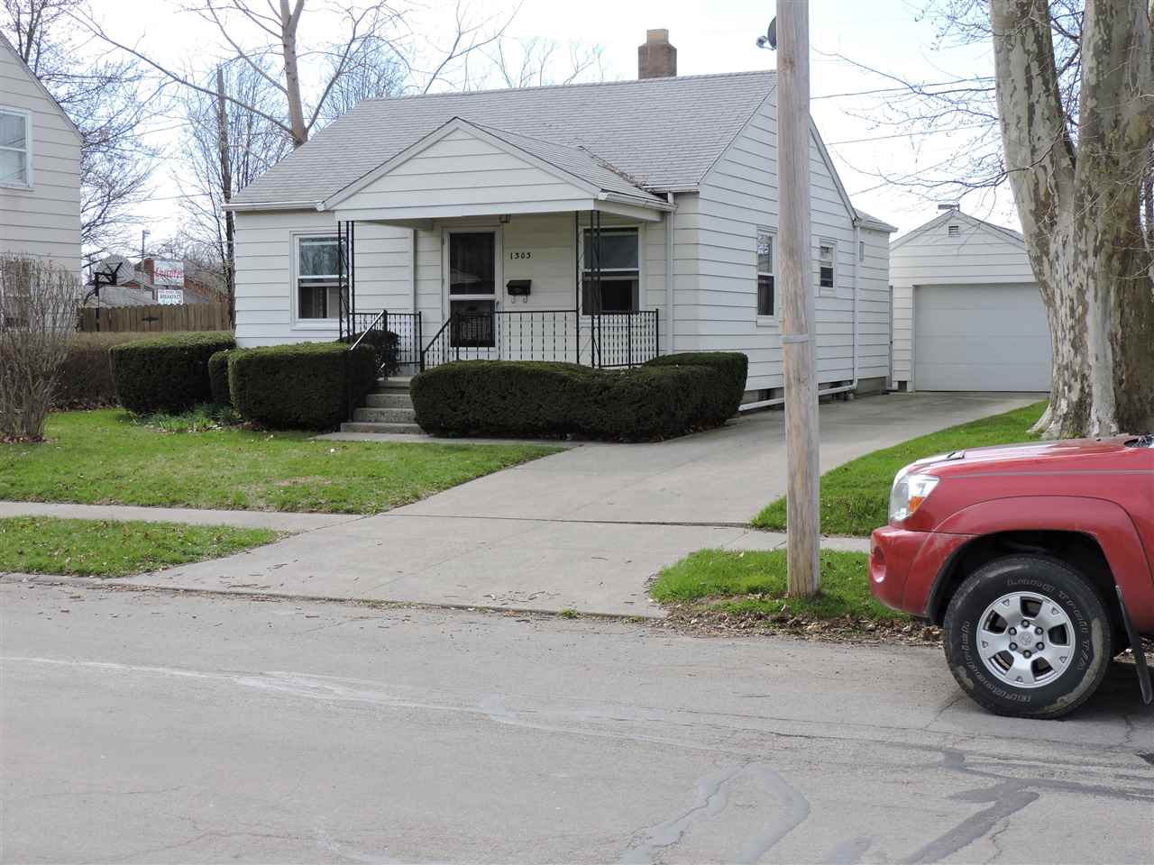 1303 Master Drive Decatur, IN 46733 - Photo 1 of 6