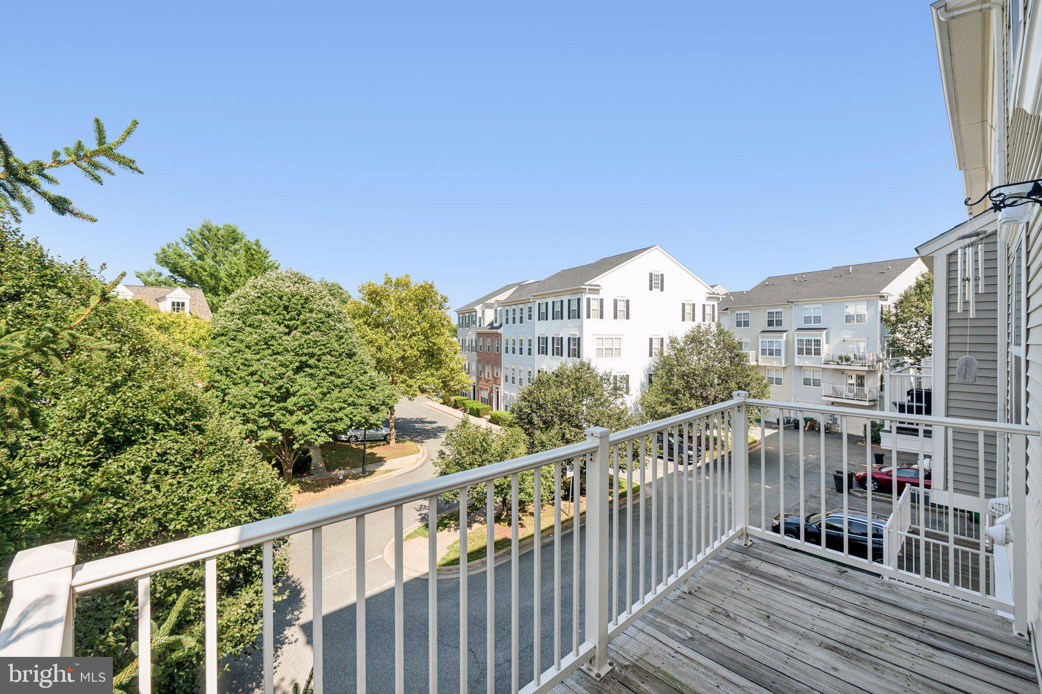 568 Orchard Ridge Drive, Unit 200 Gaithersburg, MD 20878 - Photo 3 of 38