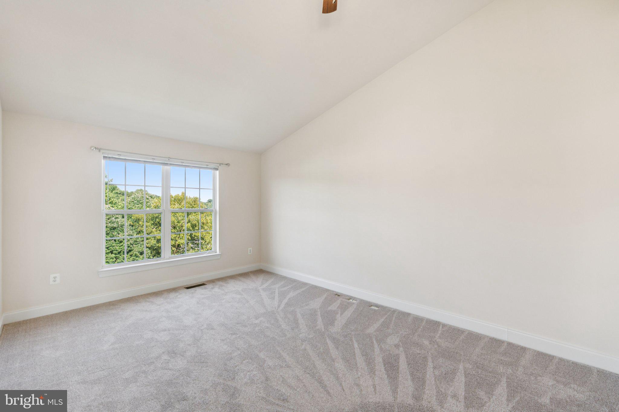568 Orchard Ridge Drive, Unit 200 Gaithersburg, MD 20878 - Photo 34 of 38