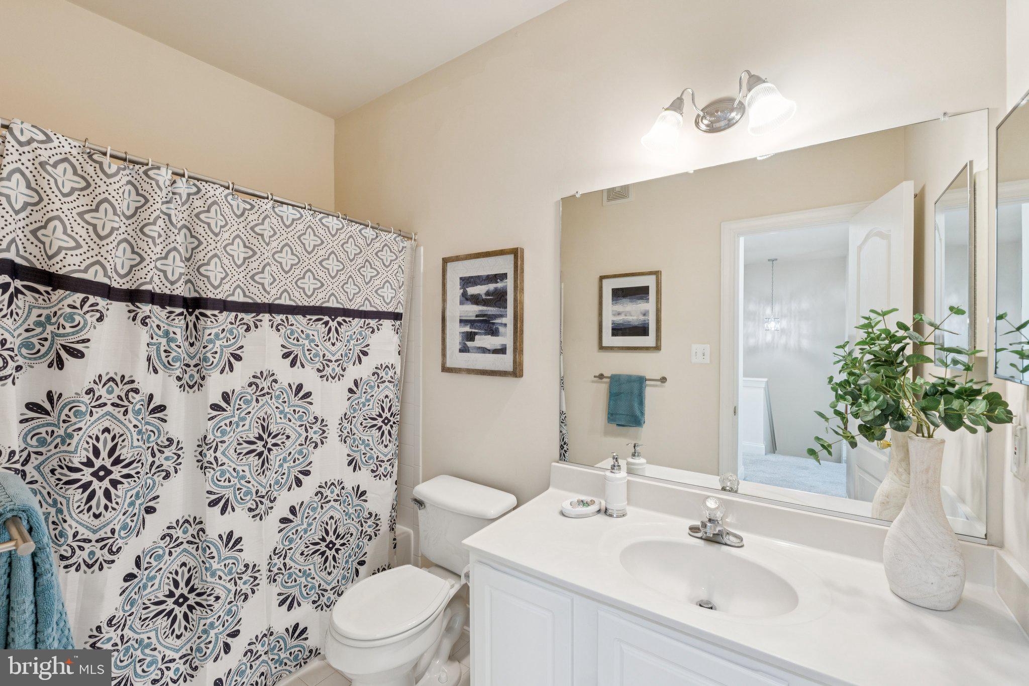 568 Orchard Ridge Drive, Unit 200 Gaithersburg, MD 20878 - Photo 36 of 38