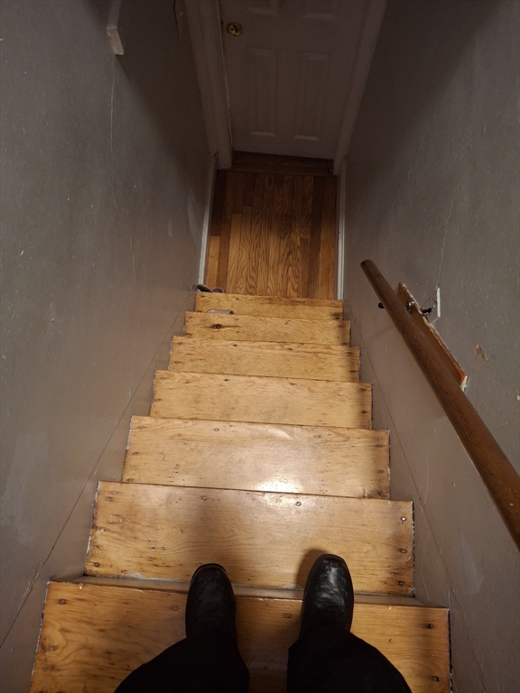 333 Lynnfield Street Lynn, MA 01904 - Photo 21 of 23 a view of entryway