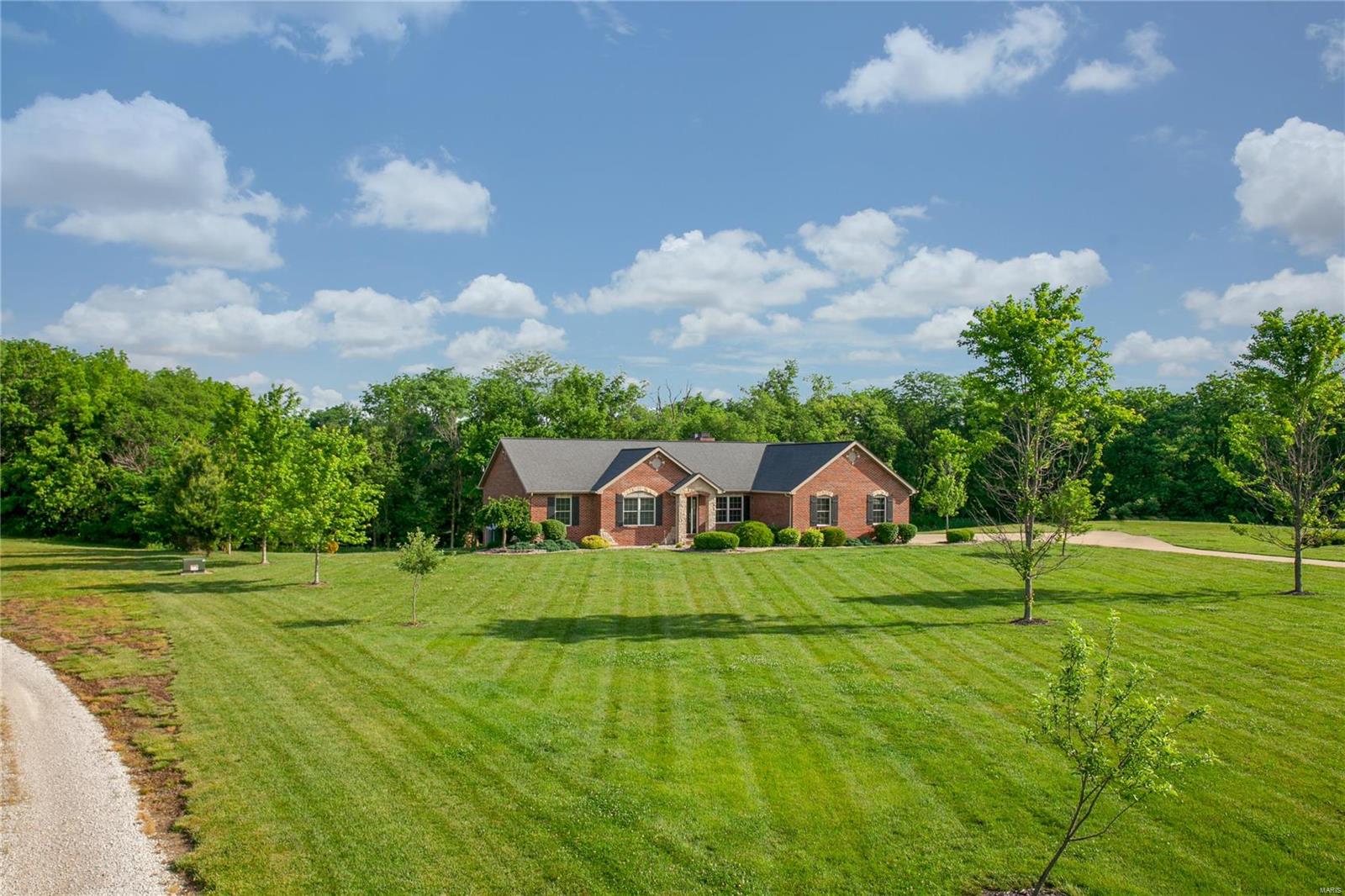 2587 Rocky Ford Road Trenton, IL 62293 - Photo 9 of 43 Gallery Image 9
