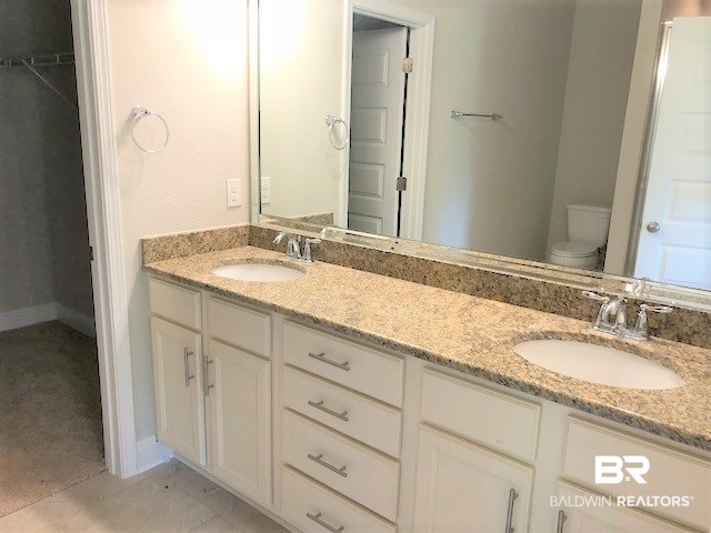 23962 Cottage Loop Orange Beach, AL 36561 - Photo 16 of 27 Master Bath