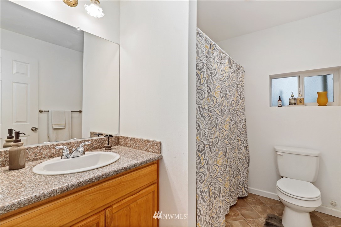 2132 Rockefeller Avenue Everett, WA 98201 - Photo 13 of 33