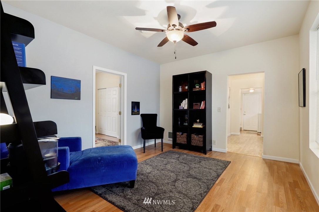 2132 Rockefeller Avenue Everett, WA 98201 - Photo 18 of 33