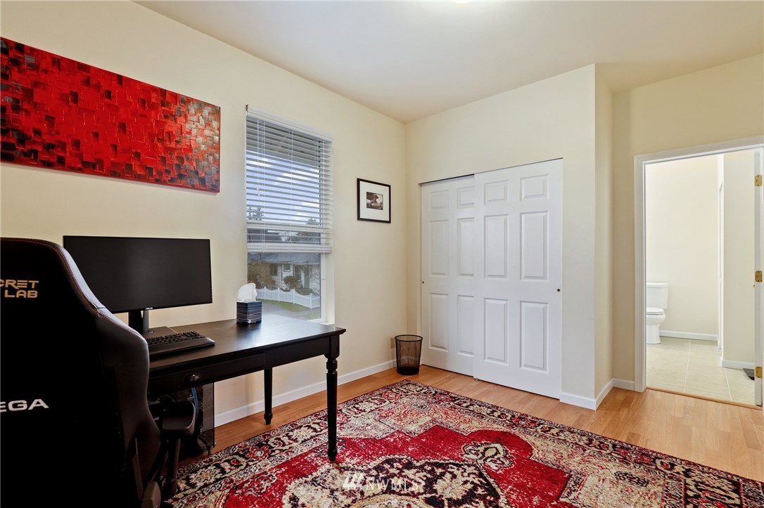2132 Rockefeller Avenue Everett, WA 98201 - Photo 20 of 33