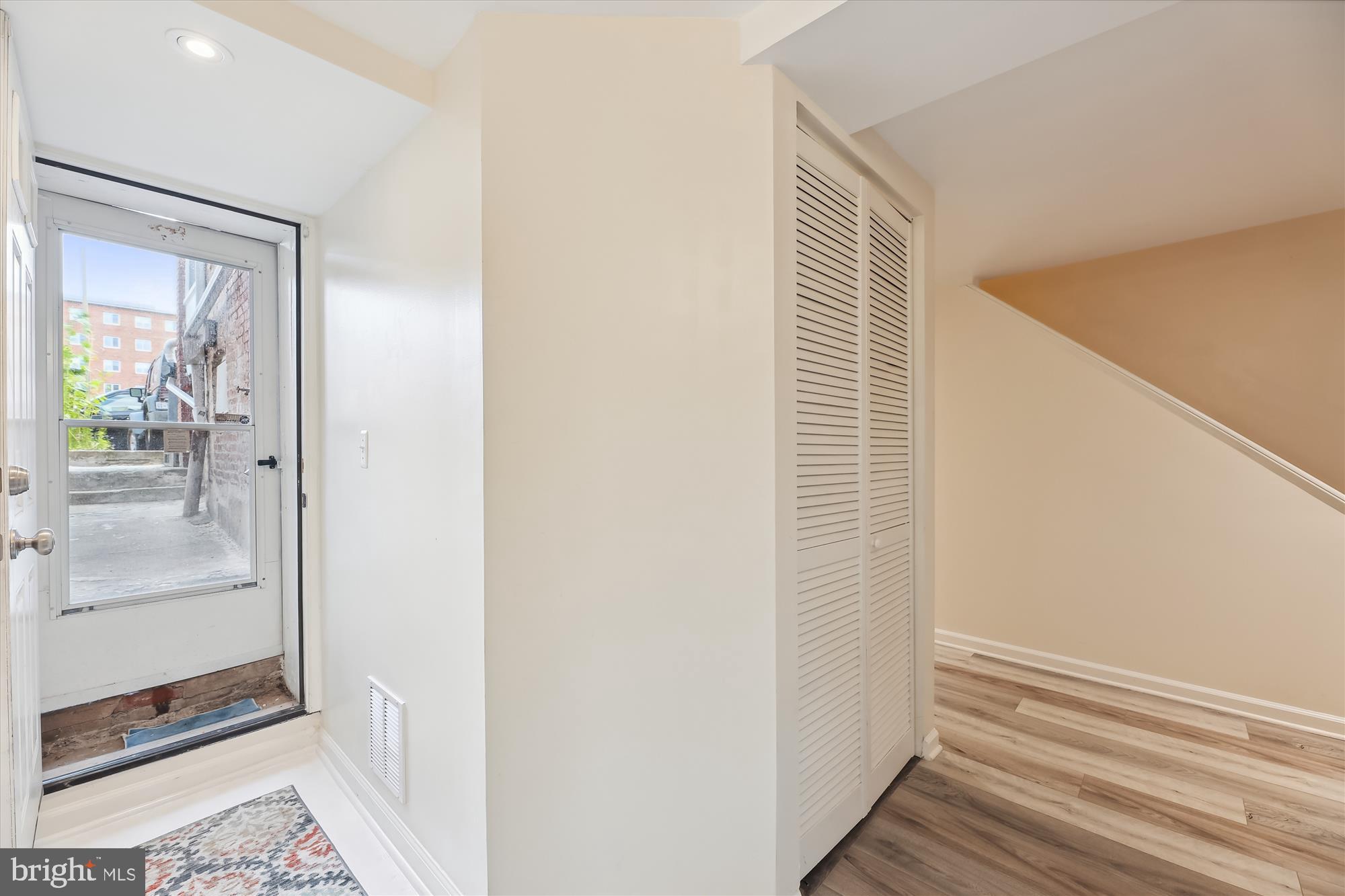 608 Columbia Road Northwest Washington, DC 20001 - Photo 29 of 46