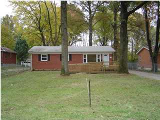 1244 Dahl Road Louisville, KY 40213 - Photo 1 of 1 Primary Photo