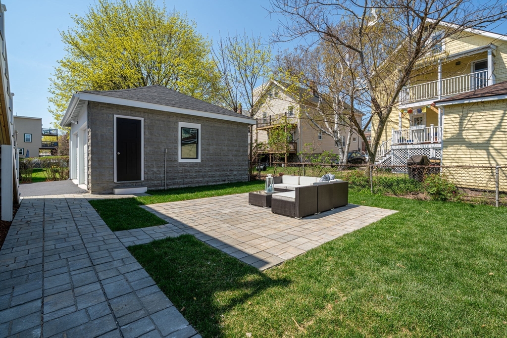 71-73 Egerton Road, Unit 73 Arlington, MA 02474 - Photo 5 of 37 Gallery Image 5