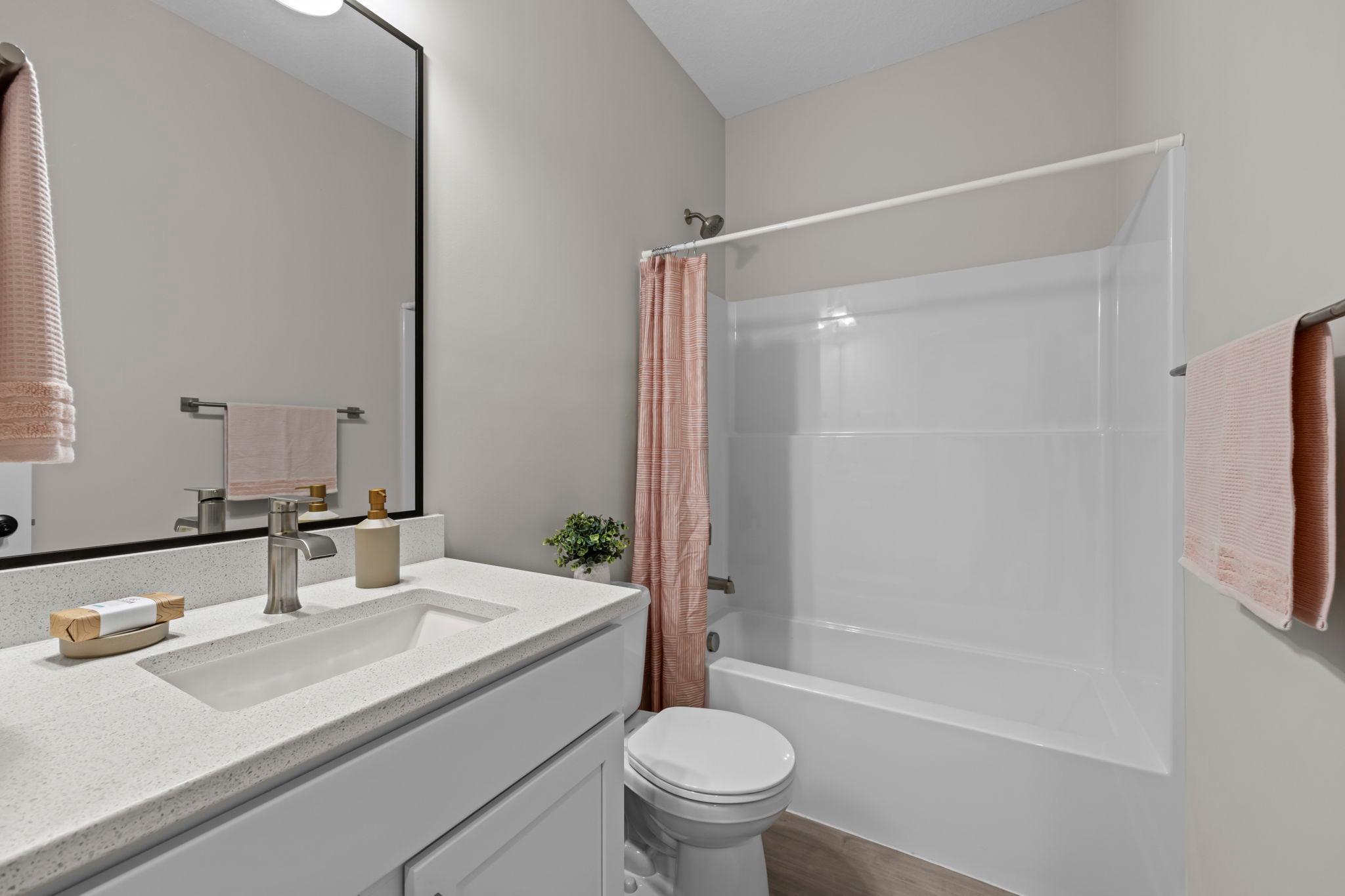 13341 Cadogan Way Rosemount, MN 55068 - Photo 20 of 106