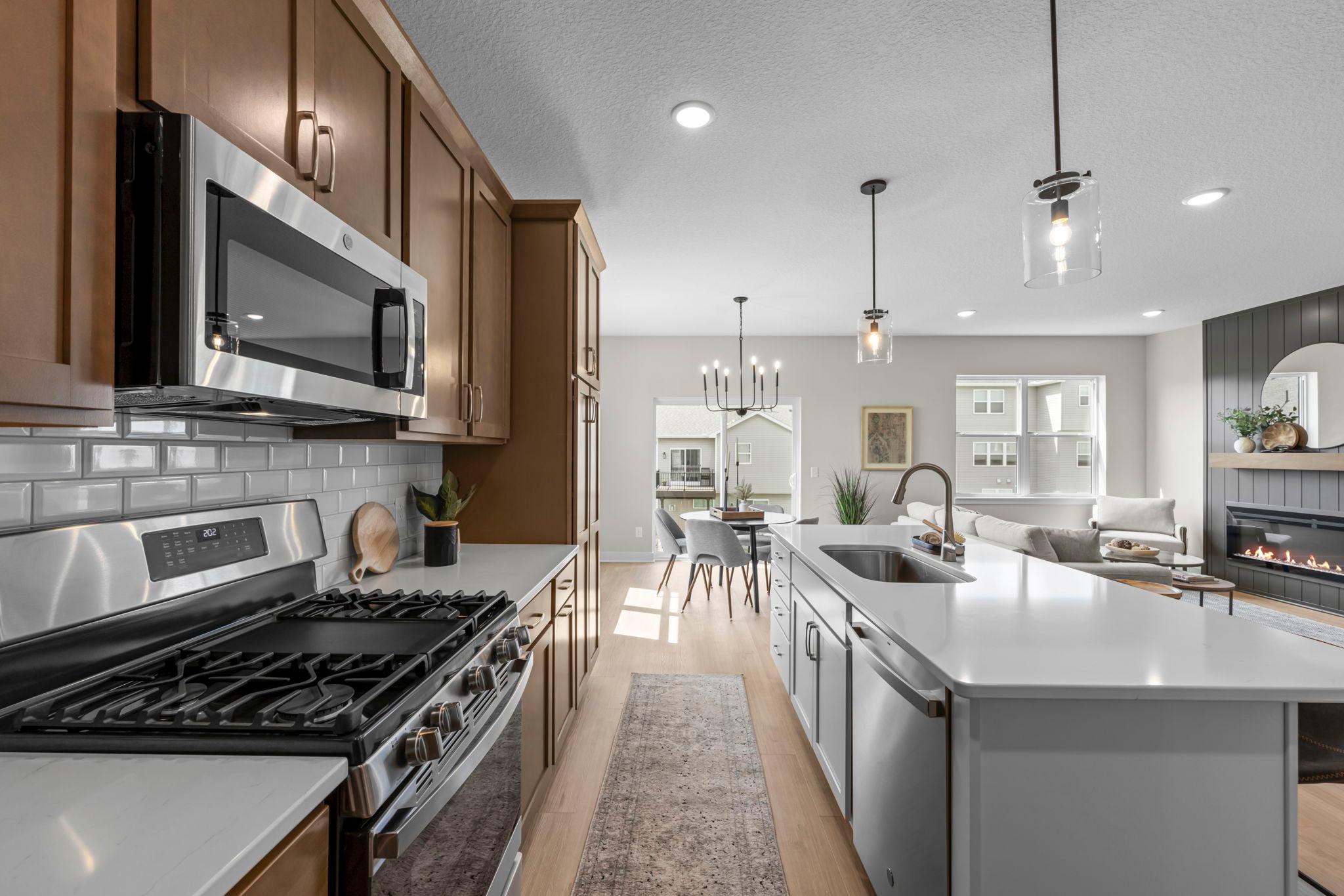 13341 Cadogan Way Rosemount, MN 55068 - Photo 30 of 106