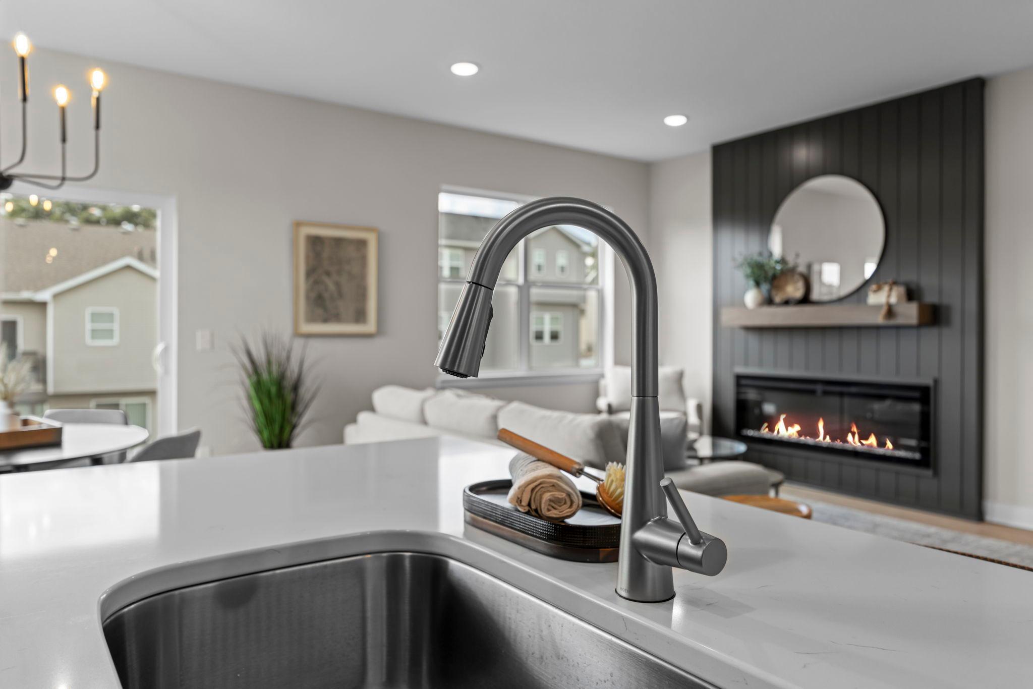 13341 Cadogan Way Rosemount, MN 55068 - Photo 32 of 106