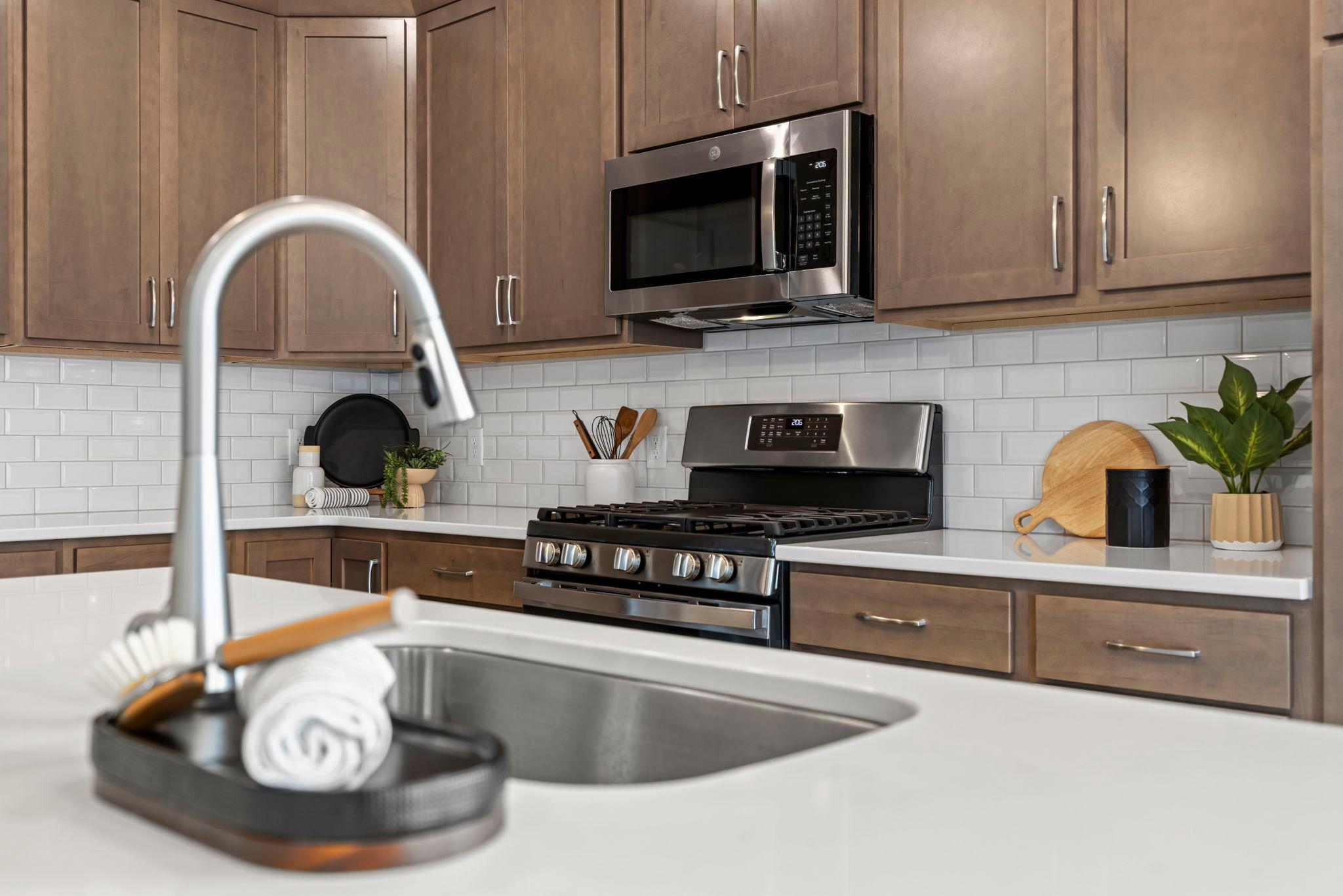 13341 Cadogan Way Rosemount, MN 55068 - Photo 35 of 106