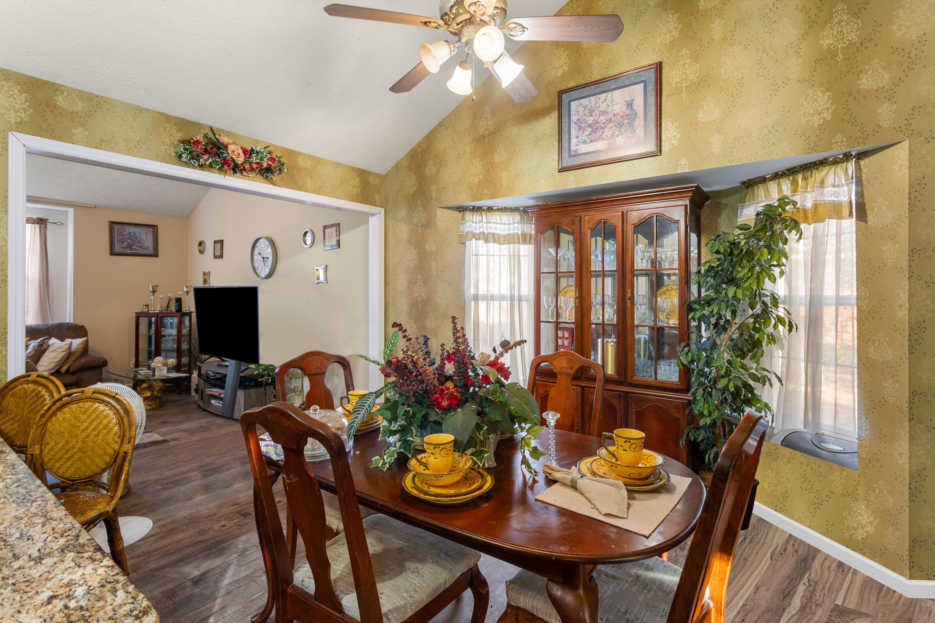 6206 Rim Ridge Court Harrison, TN 37341 - Photo 7 of 19 2M6A9923