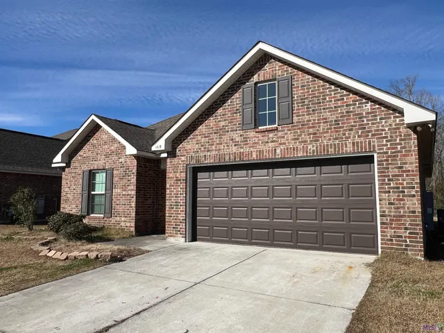 $254,900 | 1619 North Plains Avenue, Zachary, LA 70791