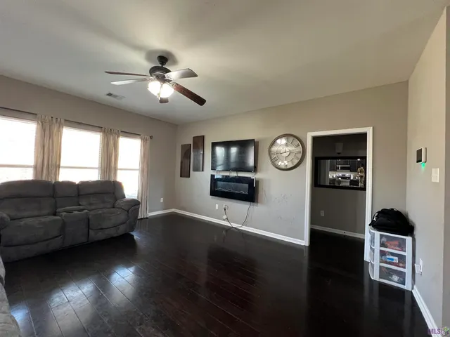 $254,900 | 1619 North Plains Avenue, Zachary, LA 70791