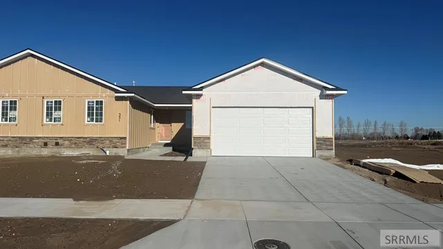 $409,900 | 351 Copeland Drive, Idaho Falls, ID 83401