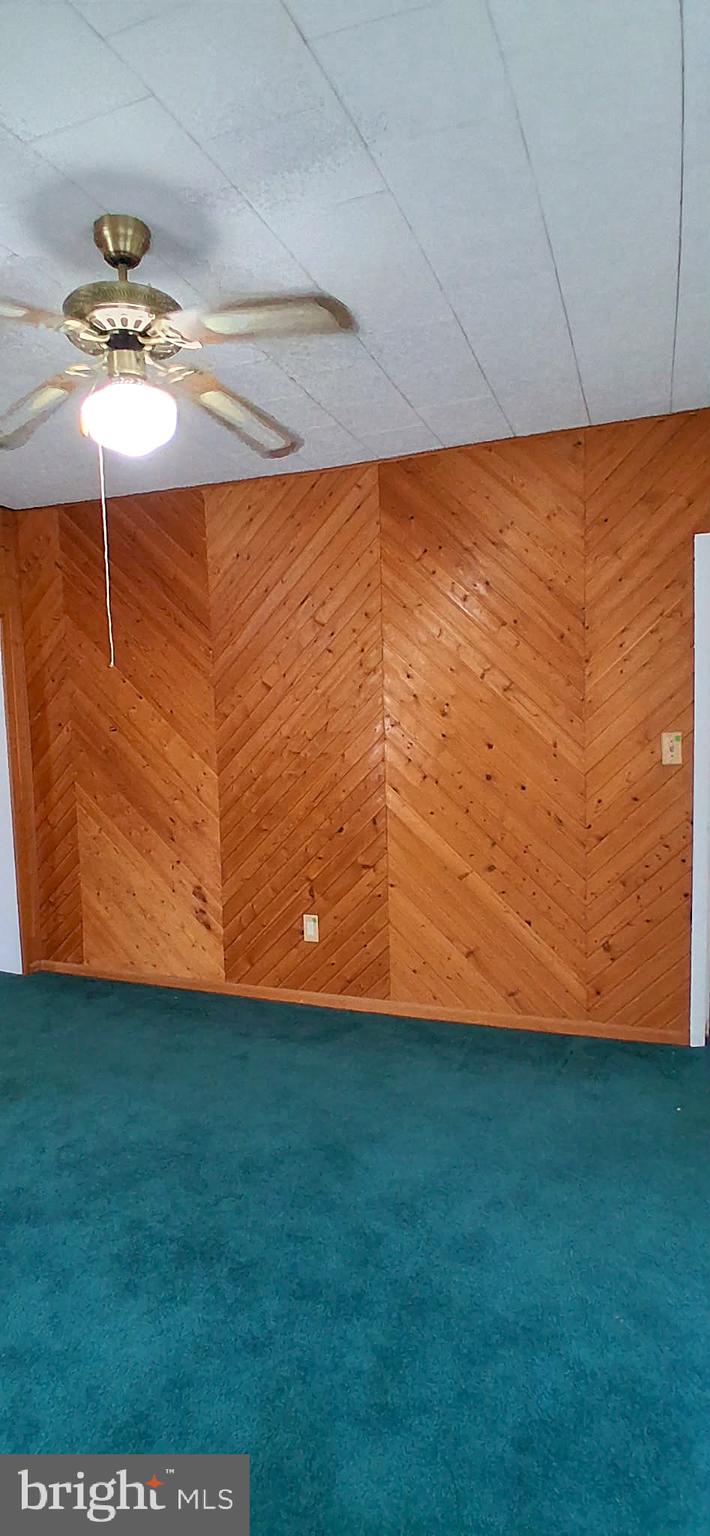 215 North Spring Street Everett, PA 15537 - Photo 7 of 29