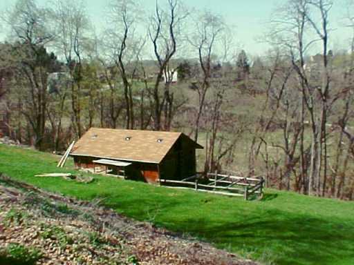 284 Hoffman Road Pittsburgh, PA 15212 - Photo 8 of 8 Gallery Image 8