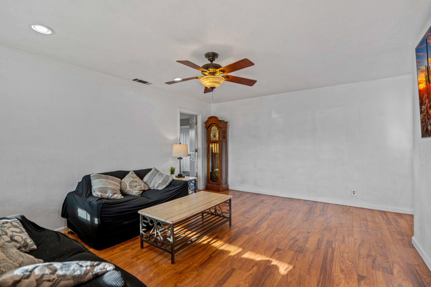 16074 Warfield Road Lathrop, CA 95330 - Photo 3 of 30