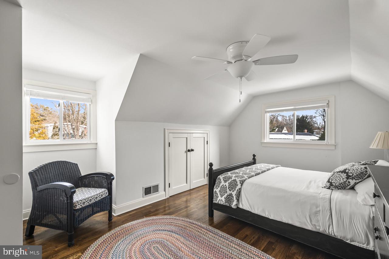 5005 Rhoades Place Alexandria, VA 22304 - Photo 24 of 55 BEDROOM 2 - TOP FLOOR -CLOSETS AND EAVES STORAGE