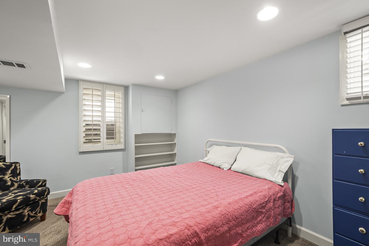 5005 Rhoades Place Alexandria, VA 22304 - Photo 35 of 55 BEDROOM 4 LOWER LEVEL