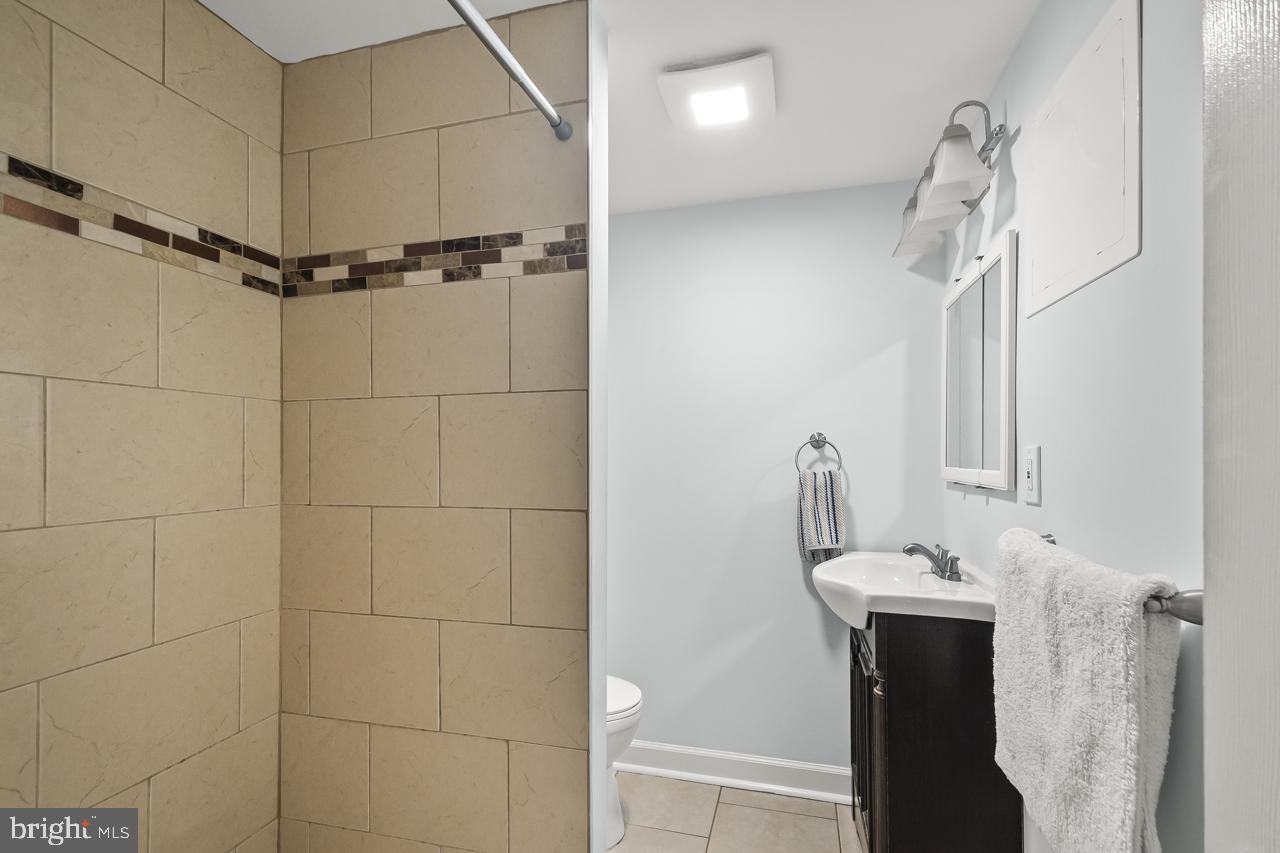 5005 Rhoades Place Alexandria, VA 22304 - Photo 39 of 55 LOWER LEVEL BATHROOM