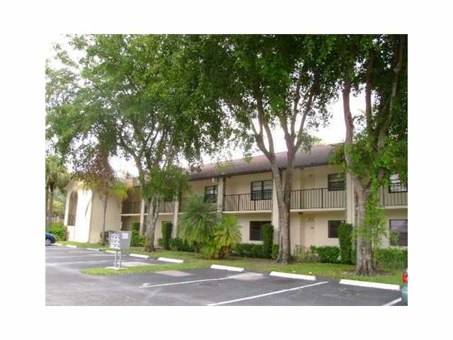 23288 Southwest 57th Avenue, Unit 105 Boca Raton, FL 33428 - Photo 3 of 52 Primary Photo