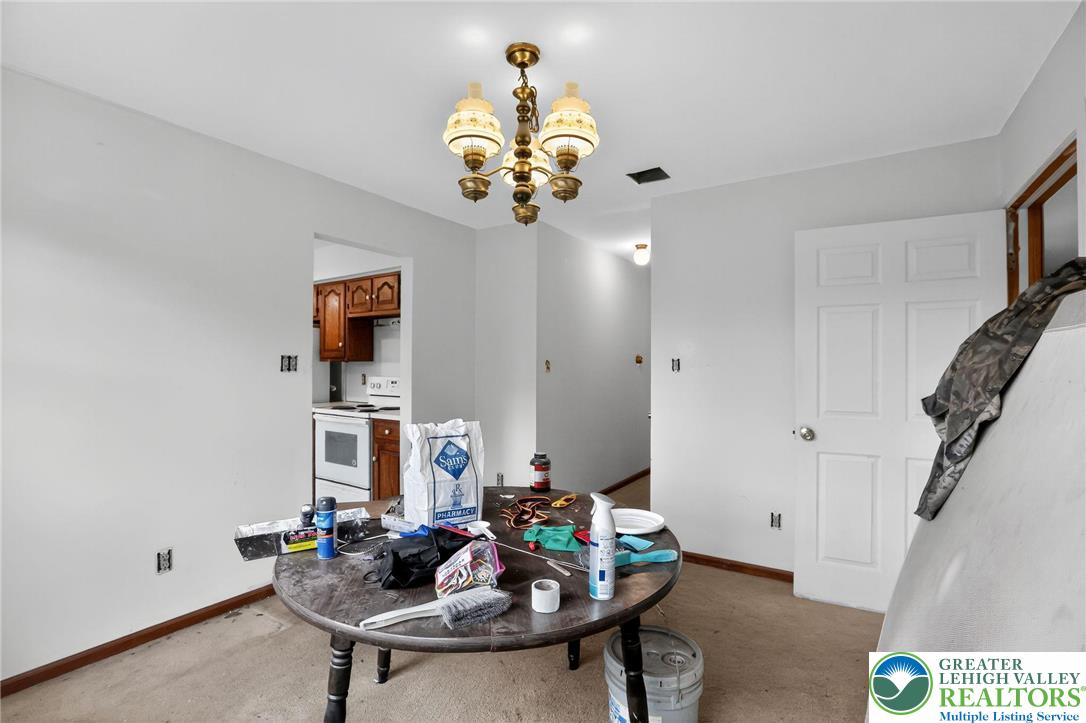 6594 Memorial Road Germansville, PA 18053 - Photo 36 of 51 dining room