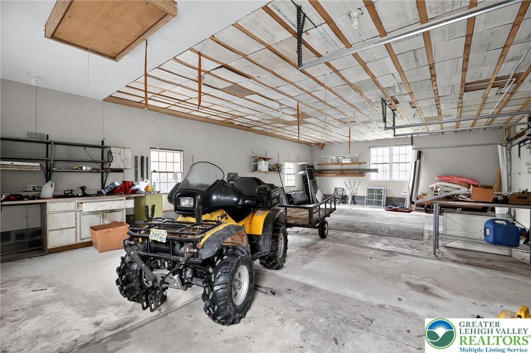 6594 Memorial Road Germansville, PA 18053 - Photo 4 of 51 40x26 all brick detached garage