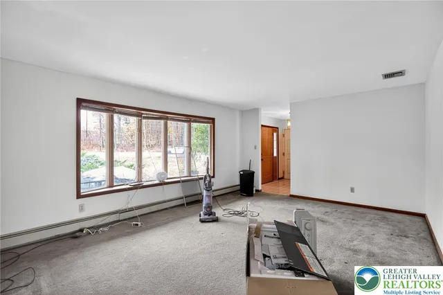 $469,900 | 6594 Memorial Road, Germansville, PA 18053