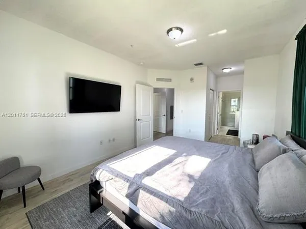 $2,700 | 15650 Southwest 136th Street, Unit 101, Miami, FL 33196