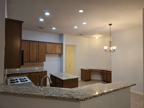 $2,300 | 100 Bryan Street, Prosper, TX 75078