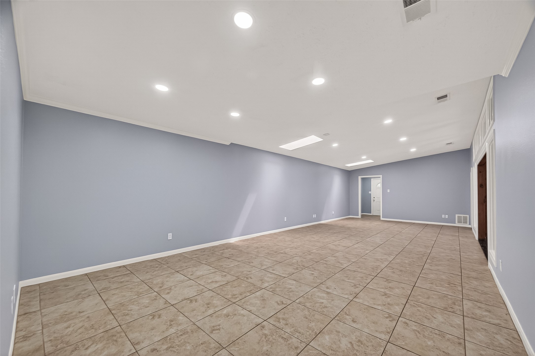 15539 Torry Pines Road Houston, TX 77062 - Photo 7 of 45