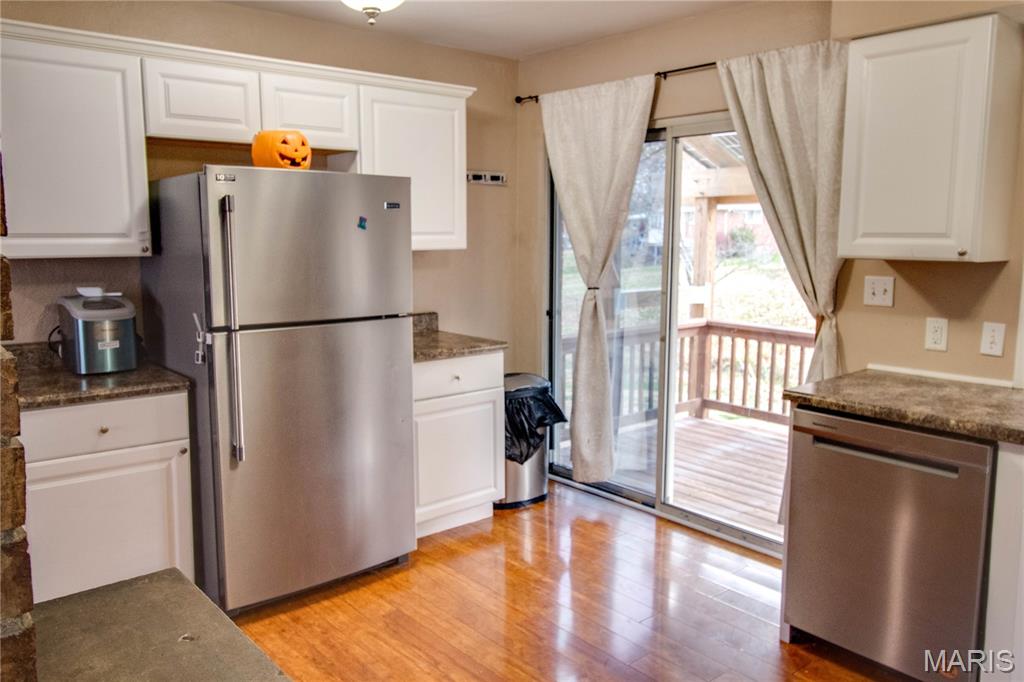 5230 Wickway Drive Alton, IL 62002 - Photo 8 of 22