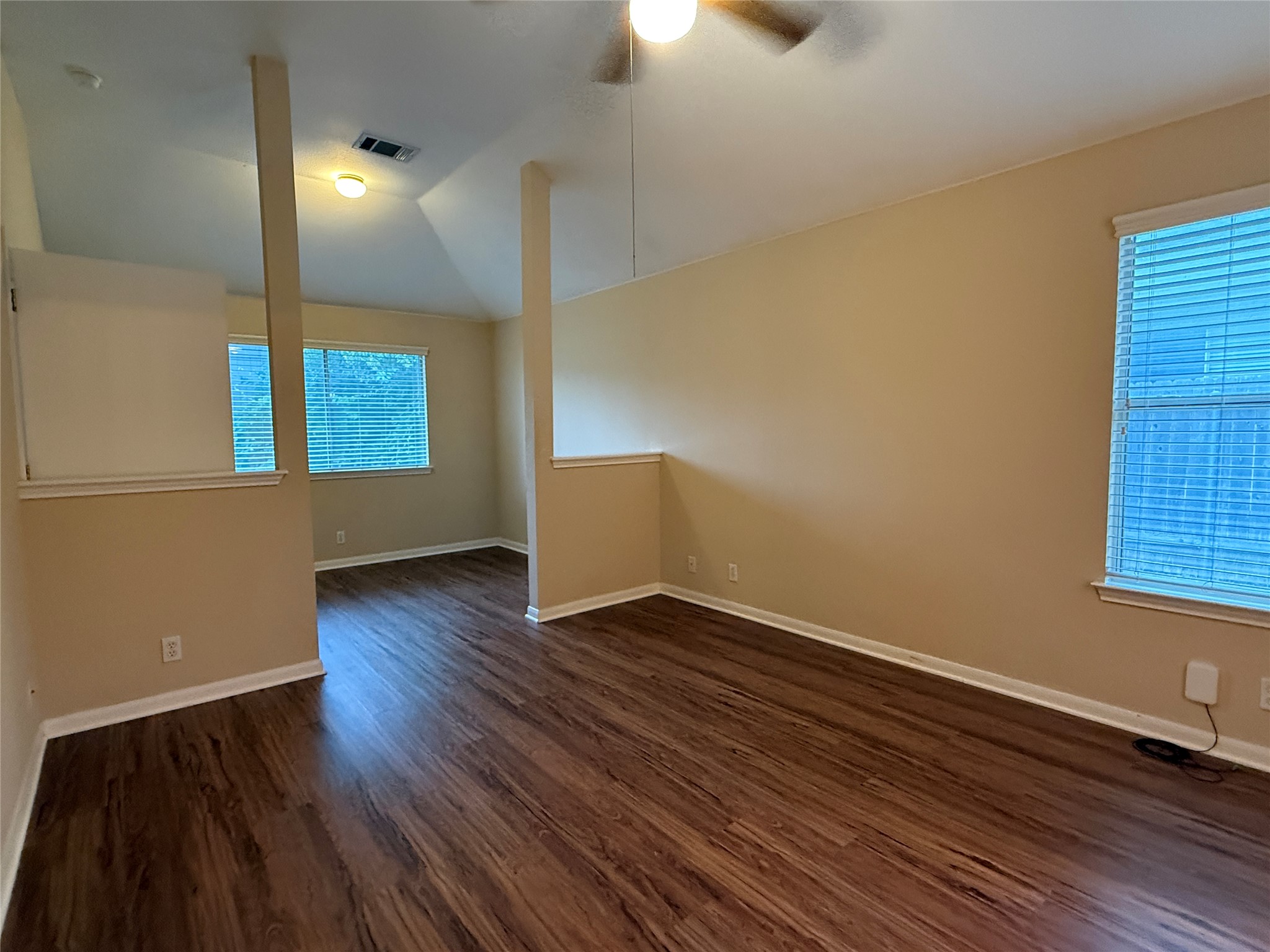 25 Azalea Drive Georgetown, TX 78626 - Photo 12 of 29