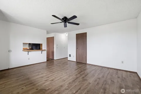 $1,298,000 | 3116 18th Street, Everett, WA 98201