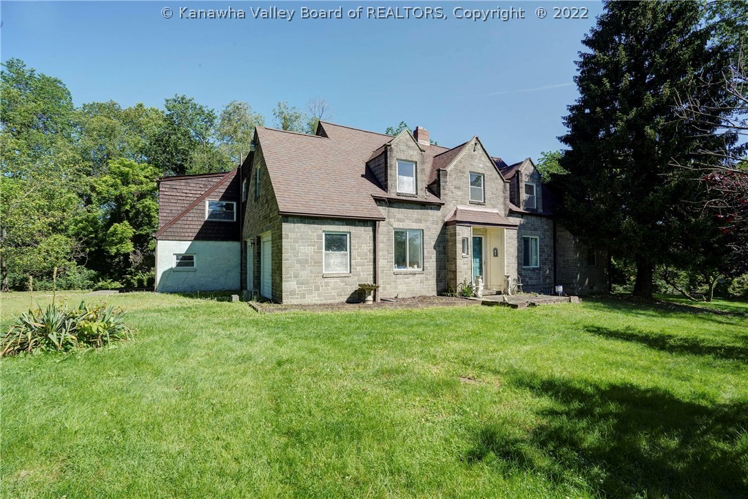 1513 Clark Road Charleston, WV 25314 - Photo 3 of 45 Gallery Image 3