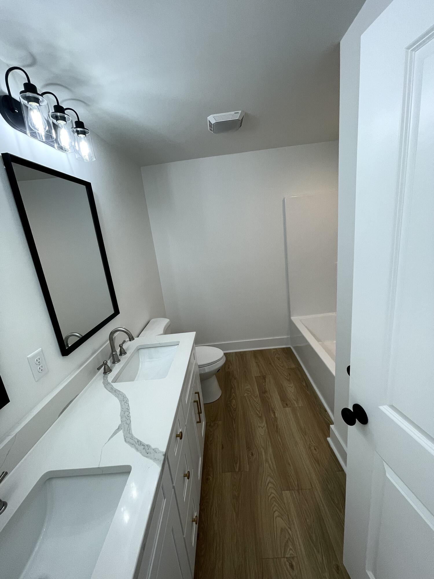 28 Autumn Way Dunlap, TN 37327 - Photo 74 of 102 IMG_7581 - Bathroom #3