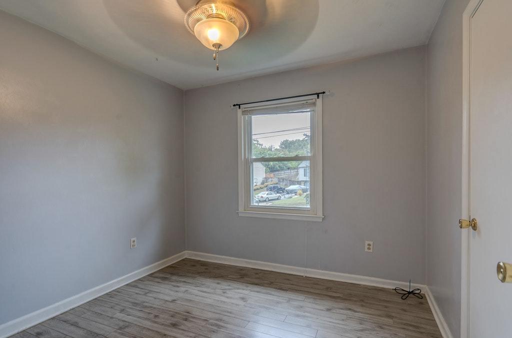 818 North Mill Road Salem, VA 24153 - Photo 11 of 34 011-329590-DSC00346_47_48_49_50_8300334