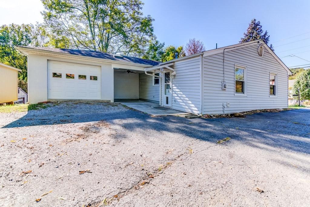 818 North Mill Road Salem, VA 24153 - Photo 3 of 34 003-329590-12-untitled-80-4_8300287