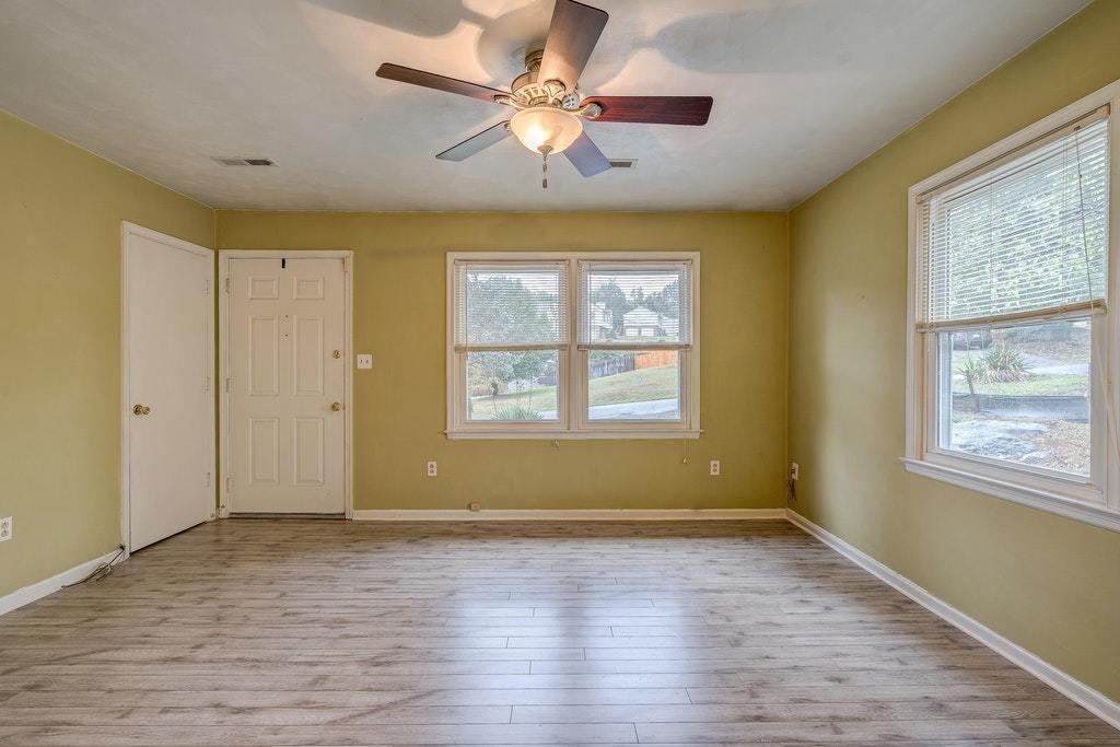 818 North Mill Road Salem, VA 24153 - Photo 4 of 34 004-329590-DSC00301_2_3_4_5_8300327