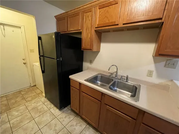 $850 | 2105 Breezeway Circle, Ingleside, TX 78362