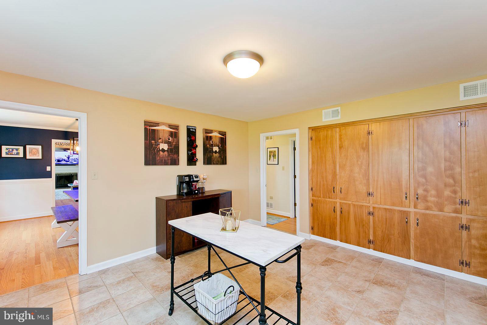 3708 Apple Pie Ridge Road Winchester, VA 22603 - Photo 11 of 46 kitchen